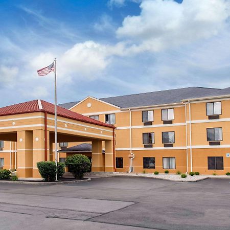 Quality Inn & Suites Anderson I-69 Exterior photo